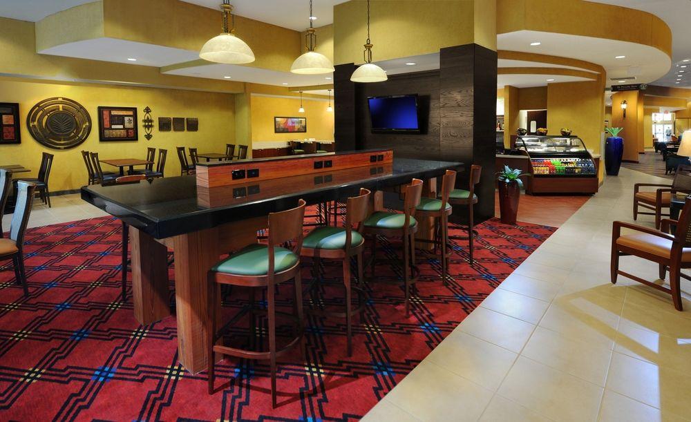 Courtyard By Marriott San Antonio Riverwalk Esterno foto